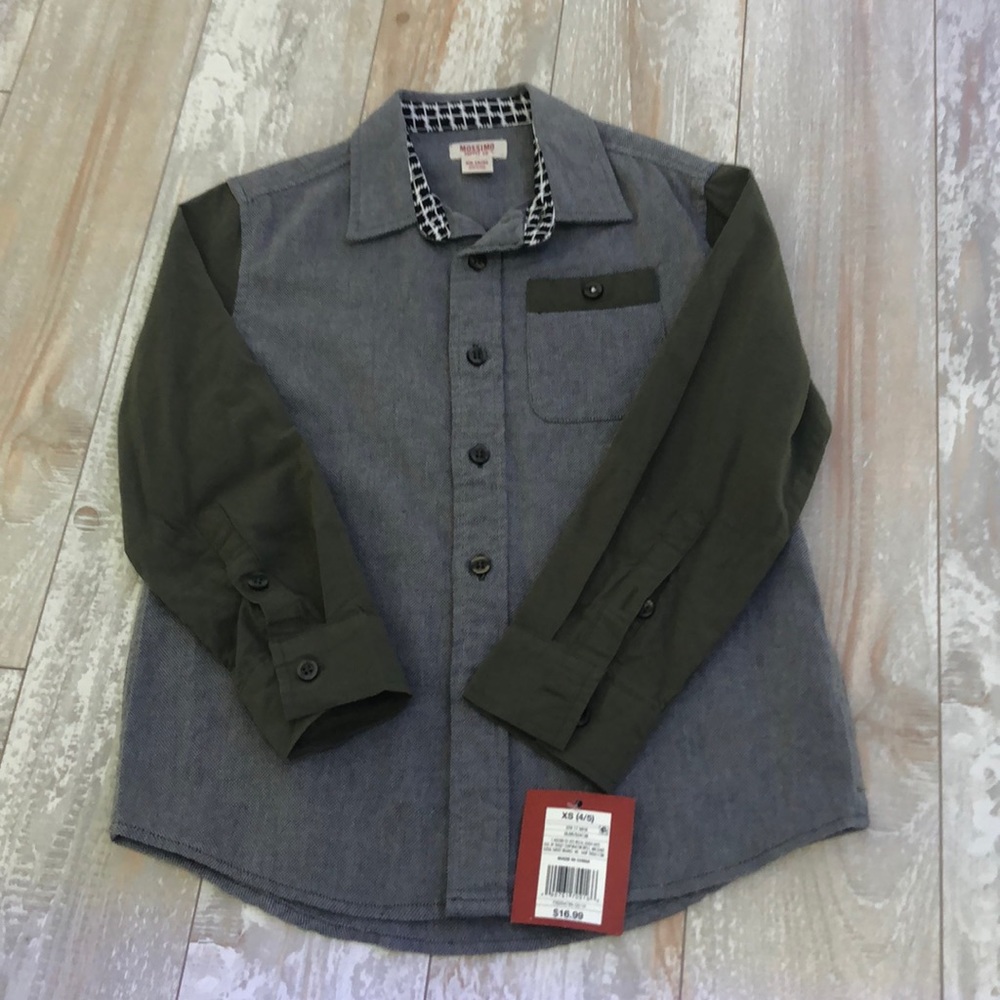 NWT button down size xs 4/5